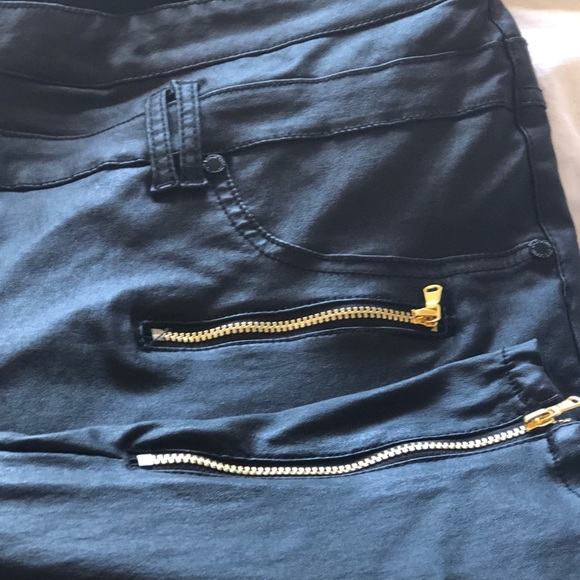 City Chic Skylar Jeans - Picture 2 of 7